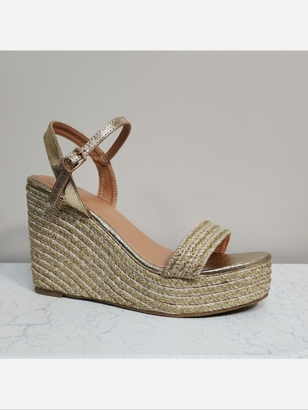 ShuShop Golden Woven Espadrille Platform Sandals, Size 9 ~ EUC